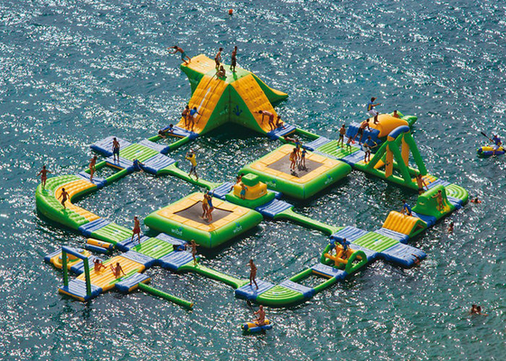 Υψηλό πάρκο νερού Bouncy διάρκειας, προληπτικό φάρμακο διάβρωσης θαλάσσιου νερού πάρκων αθλητικού νερού Aqua